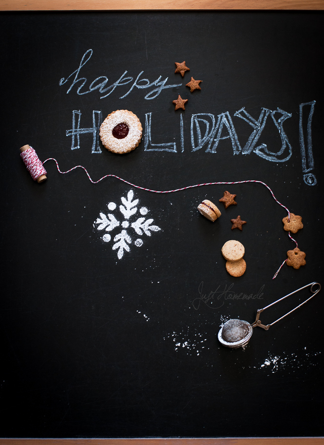 linzer cookie happy holidays